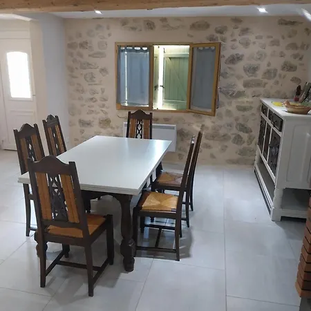 Gite En Campagne Des Cretes Holiday home *