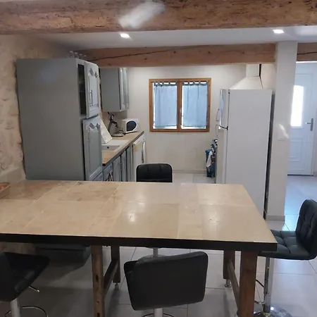 Holiday home Gite En Campagne Des Cretes *