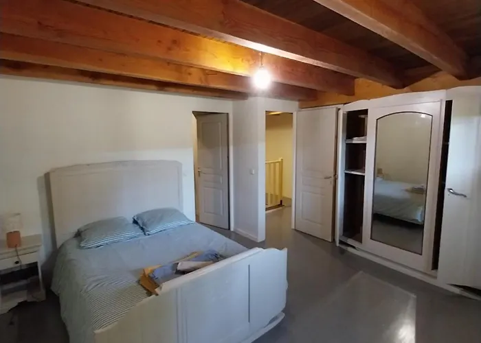 Holiday home Gite En Campagne Des Cretes